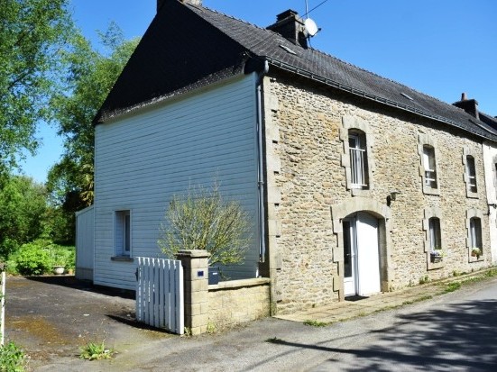 Maison 6 Pièces 56540 Saint-Caradec-Trégomel